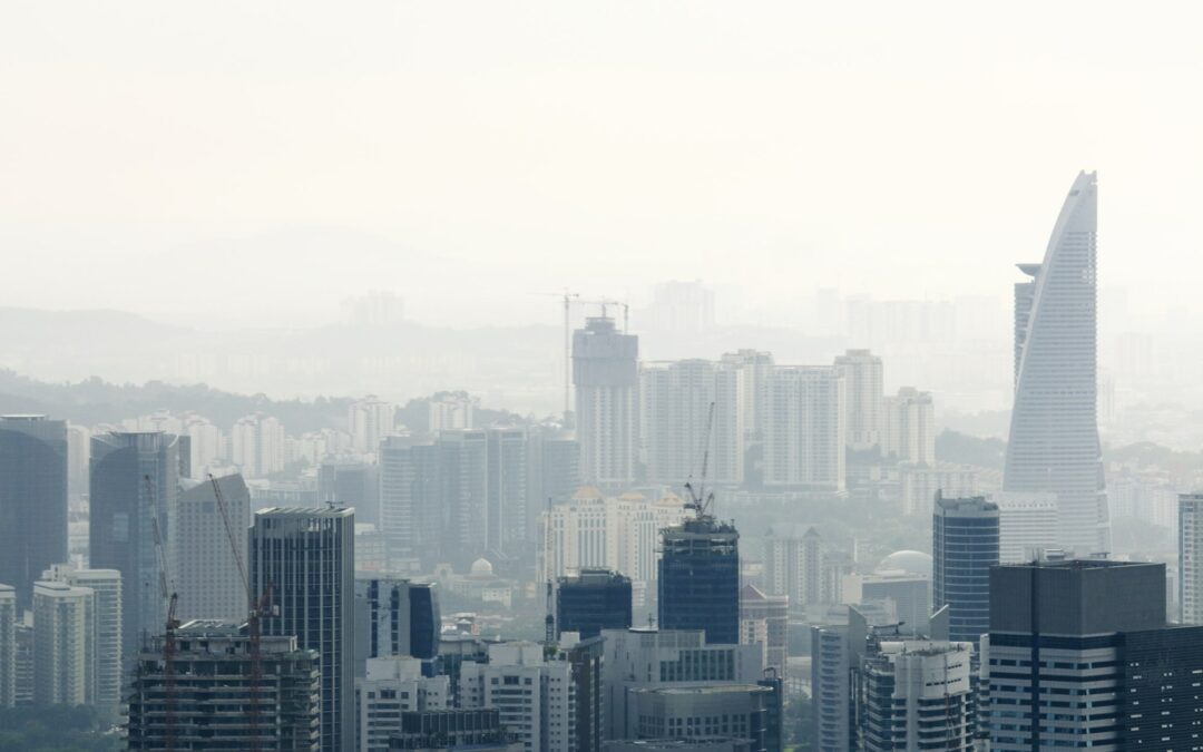 Les initiatives de gouvernements pour réduire la pollution atmosphérique et améliorer la qualité de l’air