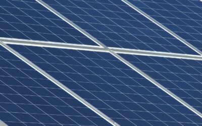 Quelle est la différence entre un panneau solaire et un panneau photovoltaïque ?